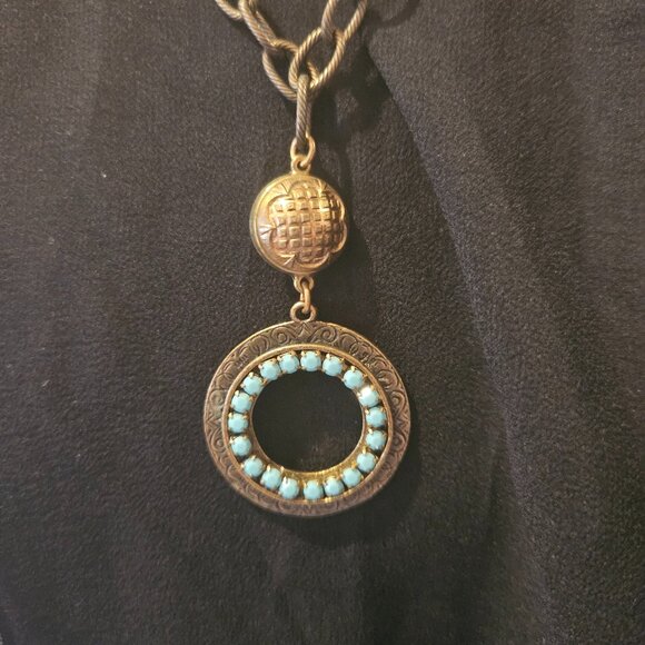 CHAIN AND MEDALLION VINTAGE NECKLACE BY "GRANDMOTHER'S BUTTONS" - Picture 2 of 5